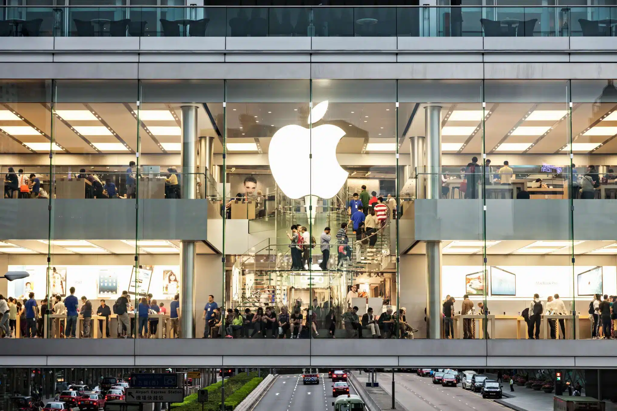 กฎหมายใหม่อาจกระทบรายได้ค่าบริการรายปีของ Apple มากถึง 85 พันล้านดอลลาร์